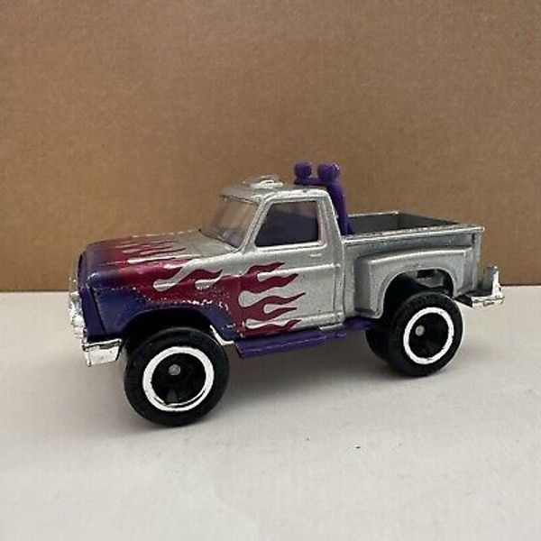 1982 Matchbox Flareside Pickup Truck Silver with Purple/pinkFlames RARE COLOR