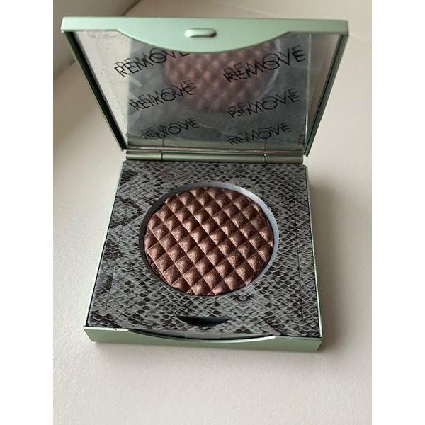 MALLY Effortless Airbrush Eyeshadow Single Eye Shadow  BRIGHTENING BROWN .09 oz