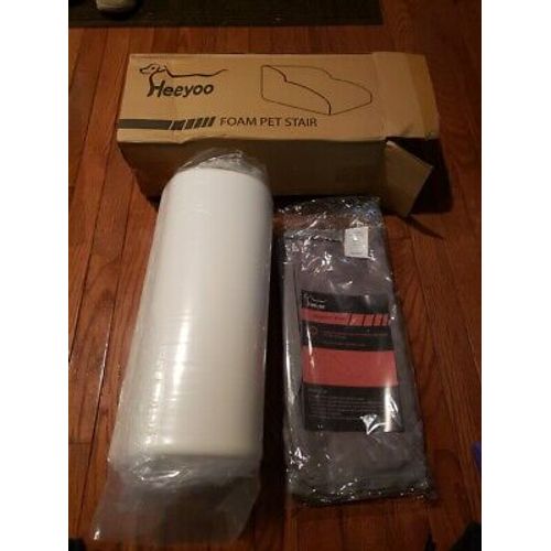 Heeyoo Foam Pet Stair for Small Dogs / Cats 2-Tier NEW W/Cover 21.7"x15.7"x11.8"