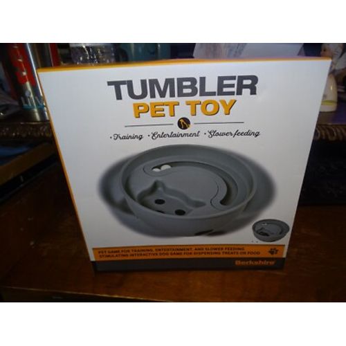 Berkshire Tumbler Pet Toy Treat Feeder Toy Pet Food Dispenser Puzzle Toy NIB