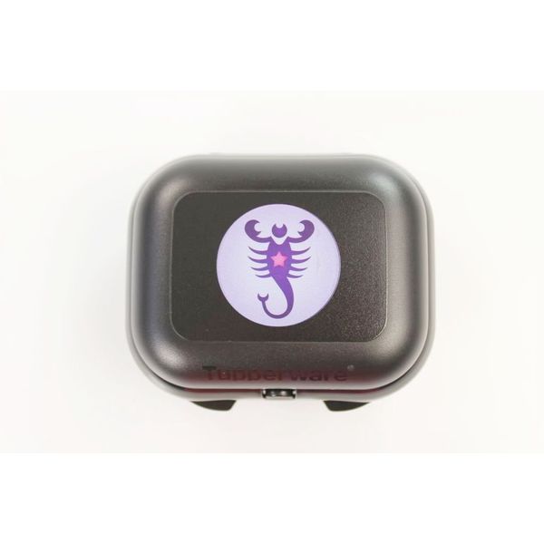 TUPPERWARE Mini Oyster Box Keeper black Zodiac Scorpio The Scorpion