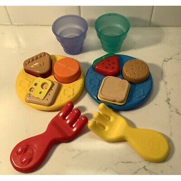 Leap Frog Shapes & Sharing Picnic Basket Replacement Shapes And Food 12 Pieces