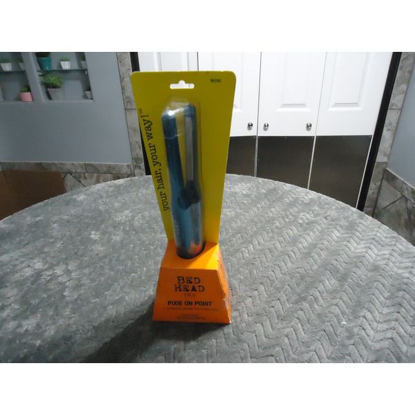 BED HEAD TIGI 1/2" INCH TOURMALINE CERAMIC PIXIE HAIR STRAIGHTENER BLUE ^