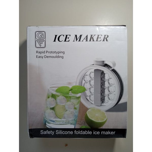 ICE MAKER Safety Silicone Foldable Ice Maker NEW OPEN BOX