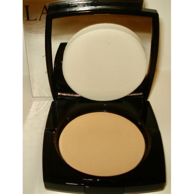 Lancome Translucence Mattifying Silky Pressed Powder - 300 Bisque NIB