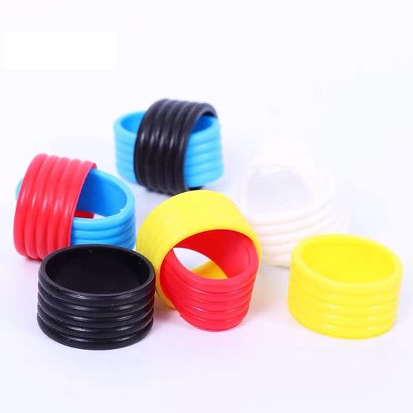 Color: 4 colors, each color, total 8 grip tape tennis grip grip bands badminton rigging tape replacement grips soft tennis racquet badminton grip racket badminton grip racket tennis grip tape