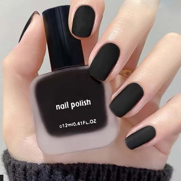 Black Matte Nail Polish, Black Nail Polish, Quick-drying, No Need for UV Curing, Perfect for Women During Winter or Christmas