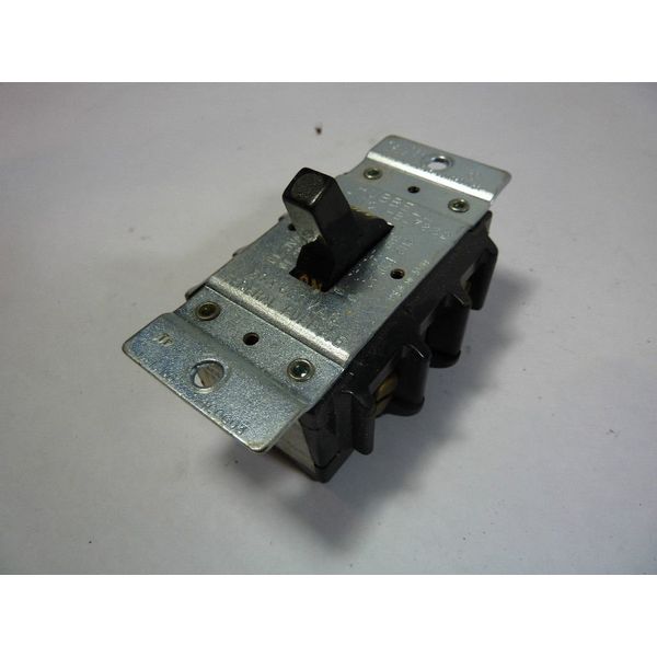 Hubbell Motor Controller Model HBL7832