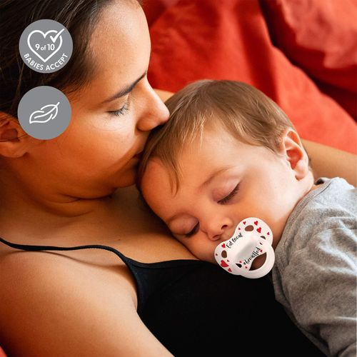 Medela Baby Pacifier | Day and Night Glow in The Dark | 18+ Months | 2-Pack, Lightweight | BPA-Free | Supports Natural Suckling | My Love and I Love Mama