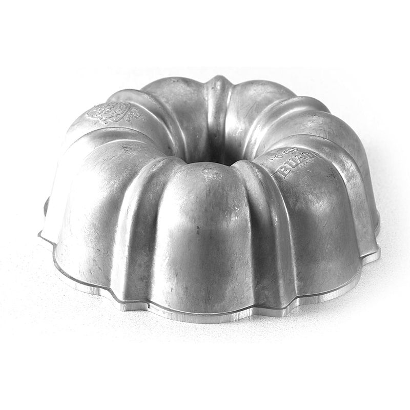 Nordic Ware Bundt Vierkante Bundt Pan, Vierkant Gegoten Aluminium Bundt