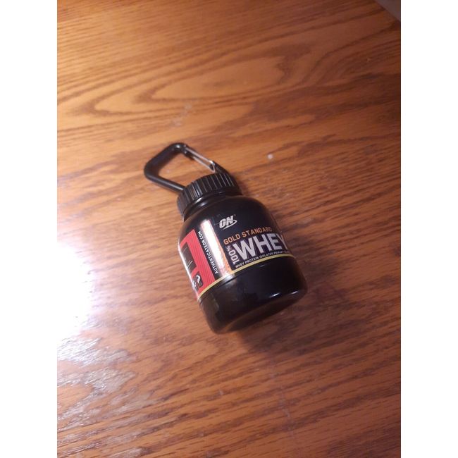 Portable mini protein powder container. – SeamlessDrop
