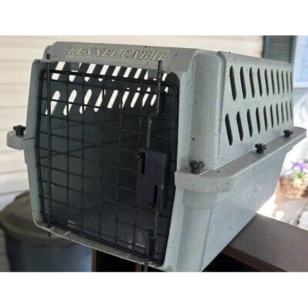 19” Small Cat Or Dog Kennel Cab II Pet Travel Carrier, Gray