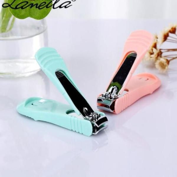 ABM beauty nail clippers (color random)