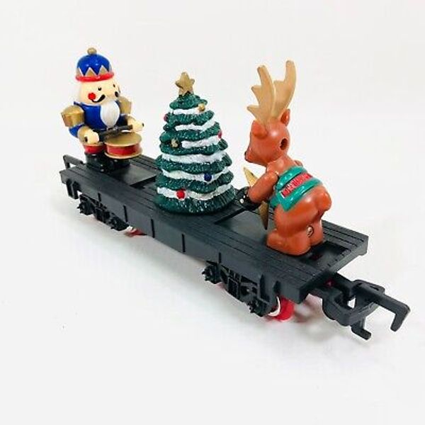 HOLIDAY NUTCRACKER EXPRESS #2900S TRAIN TRACK MOVING HELPERS CAR Used.