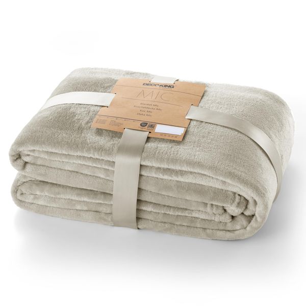 DecoKing Cuddly Microfiber Blanket Bedspread Fleece Faux Fur Blanket Fluffy and Soft Microfiber Blanket