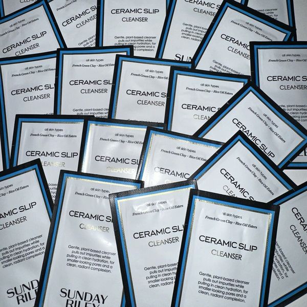 Sunday Riley Ceramic Slip Clay Cleanser Packets 1ml x25