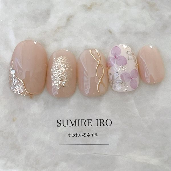 Nail tips False nails Bridal nails Coming-of-age nails Short long design Simple nails Nails Beige nails Small nails Large nails Berry short Chibi nails Adult nails False nails Custom nails Cute [o2118] Milk tea-beige mirror line lame flower