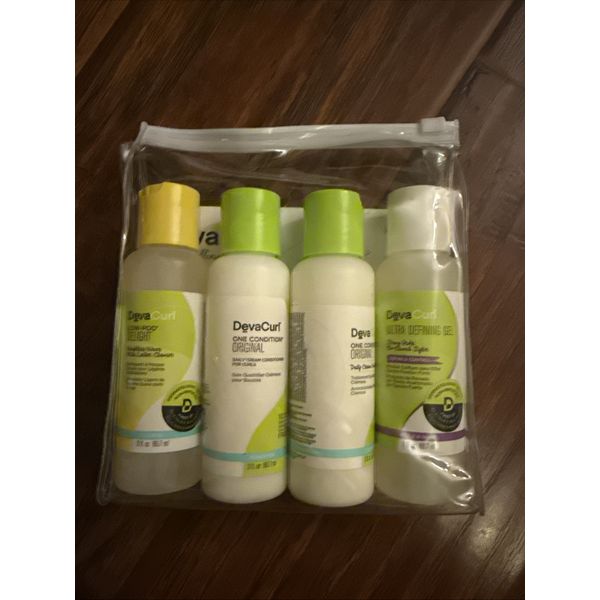 DevaCurl Curly Curls On The Go. Hair Care Set