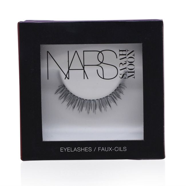 NARS EYELASHES NUMERO 9 ( NEW IN BOX)