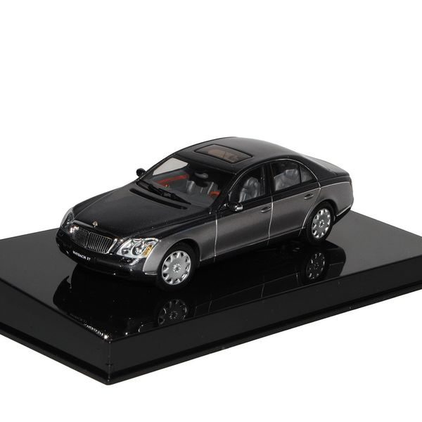 AUTOart Sonderposten -Maybach 57 SWB Himalaya Grau 2005 56153 1/43 Modell Auto