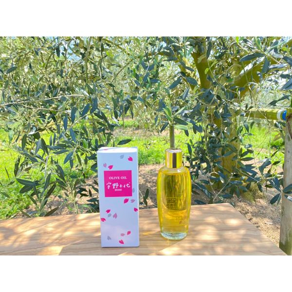 Popular as a Gift! Ideal for Ultra Sensitive Skin and Dry Skin, Milky Lotion, Alternative Makeup Oil, 2.8 fl oz (80 ml), Moisturizing, Chiyo Uno, Olive Oil, Comfortable, Smooth Feel, Olive Oil, OK for