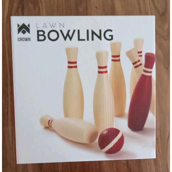 Crown Wooden Lawn Bowling 13 Piece Set 10 pins 2 balls Carrying Bag NEW