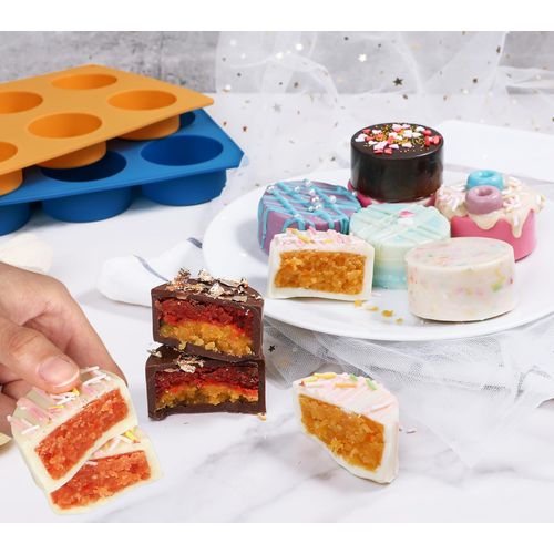 Webake Cake Puck Mold Set 2 Different Sizes, Silicone Flat Cake Pop Molds for Chocolate Covered Desserts, BPA Free - 2 Molds & 1 Scraper