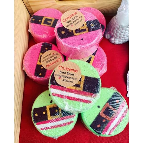 Santa or elf Bath Bombs (Elf)