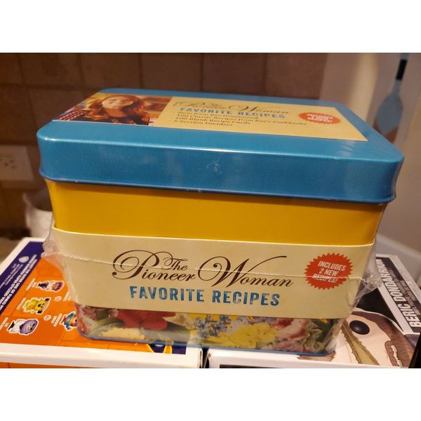 New for 2019 The Pioneer Woman Favorite Recipes Recipe Box Tin Ree Drummond