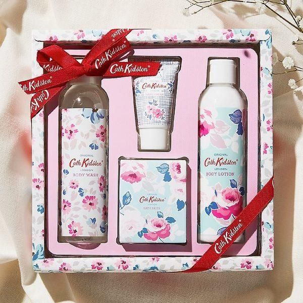 [Cascadeson][Shopping Bag Included] Cascadeson Indulgent Hand &amp; Body 4-piece Set (Body Wash + Lotion + Hand Cream + Bath Salt)