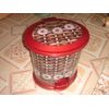 Decorative 10 L Oval Plastic Step Trash Can 13" Tall, Black
