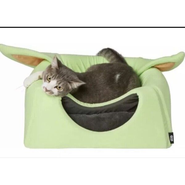 STAR WARS THE MANDALORIAN THE CHILD Baby YODA GROGU  Small Pet Washable Cat Bed