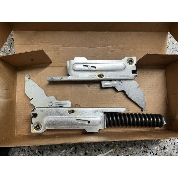 NEW Genuine Whirlpool Range Door Hinge W10347464