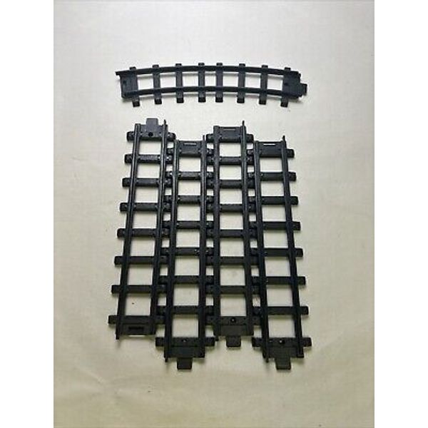 Toy Train Tracks (1 Curved, 4 Straight)