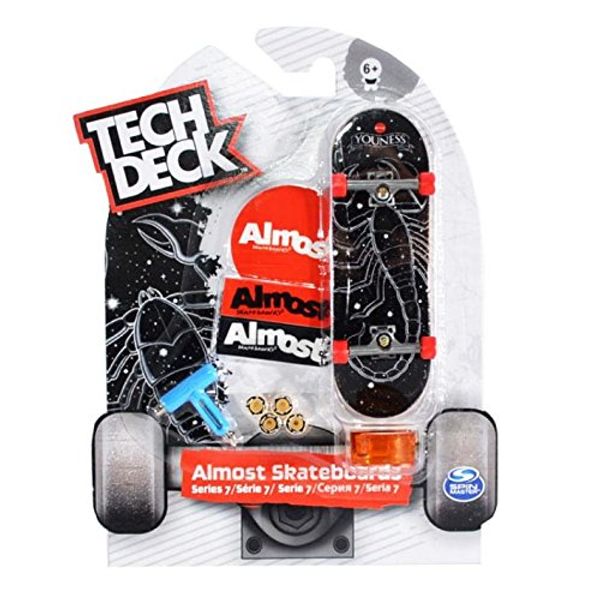 Tech Deck 96 mm Board Style Varies