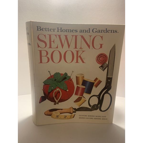 Better Homes and Gardens Sewing Book Hardbound 5 Ring Binder, 1970 Vintage