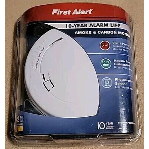 First Alert Battery-Powered Smoke & Carbon Monoxide Alarm White 10-Year Life