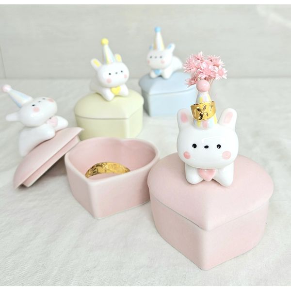 Stone ring storage box ring storage jewelry box - ring holder ceramic doll