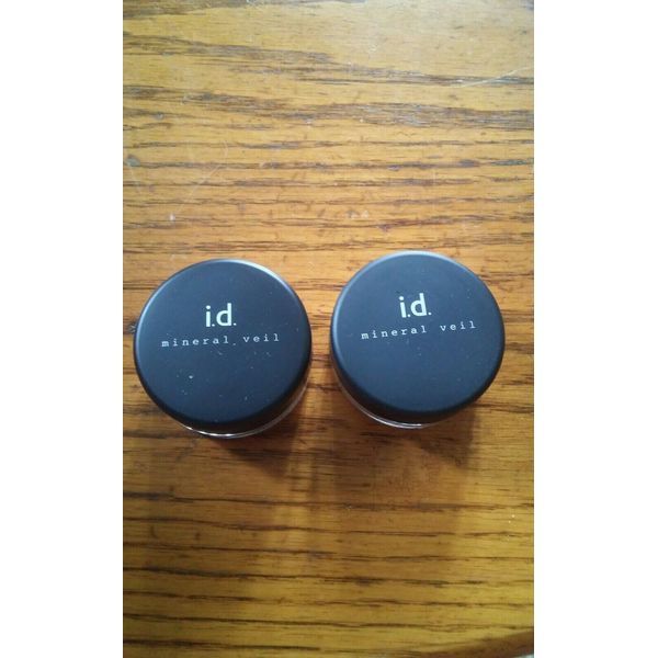 2 NEw BARE id BARE MINERALS ESSENTIALS/ESCENTIALS ORIGINAL MINERAL VEIL 2G