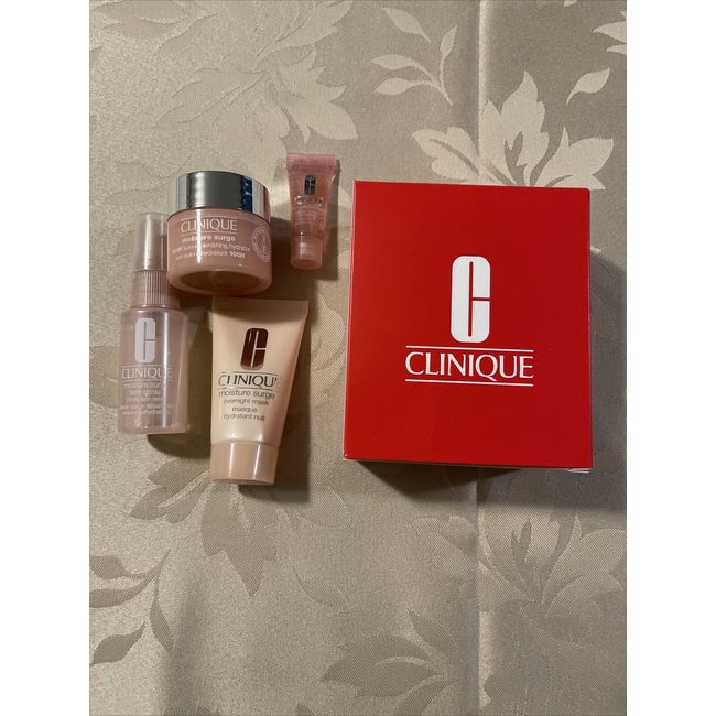 Clinique Hydration Heroes Complete Gift Set NWT! A3317