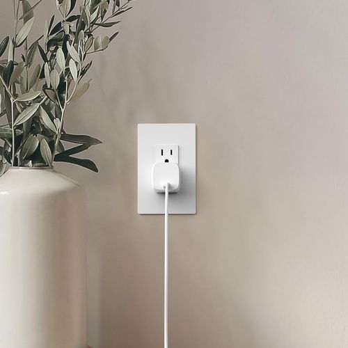 Belkin USB C Charger Block 30W - GaN Power Delivery - Fast Charging USB-C Charger for iPhone 16, 15, 15 Plus, 15 Pro, MacBook Pro, iPad Pro, Nintendo Switch 2