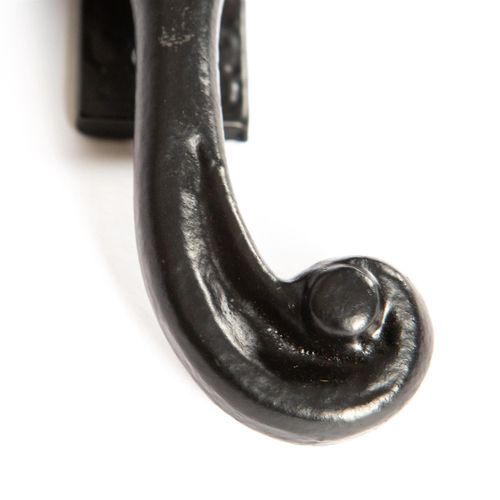 Hammer and Tongs - Rustic Window Fastener - Right Handed - W45mm x H110mm - Black