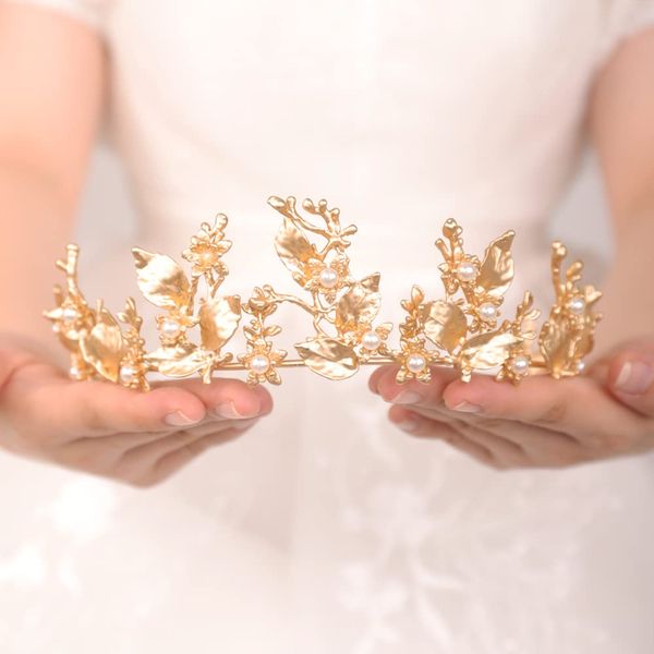 JWICOS Gold Tiara Crown for Women Princess Tiara Crown for Brides Bridal Wedding Tiara Crown for Pageant Prom Elegant Floral Leaves Pearl Crown for Halloween Costume Birthday Party