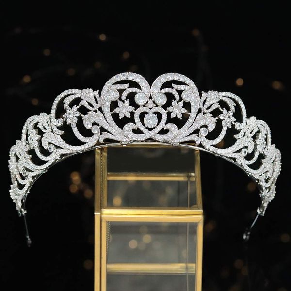 Aoligrace 3A Cubic Zirconia Princess Diana Crown CZ Wedding Pageant Tiaras Hair Accessories Bridal Headdress Gifts for Women