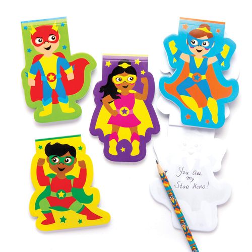 Baker Ross AW708 Star Hero Memo Pads (Pack of 8) Kids Small Drawing, Writing Notebook Perfect for Goodie Bags, Halloween Party Favors, Pinata Filler or Birthday Present