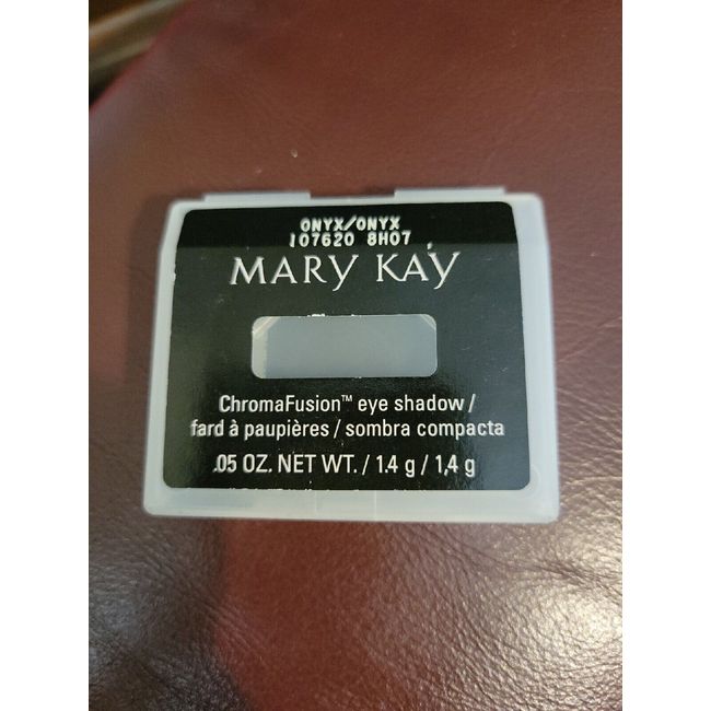 Mary Kay ChromaFusion Eye Shadow  ONYX Brand New