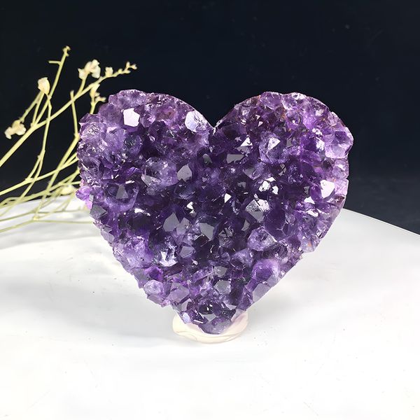 CSTARY Natural Amethyst Healing Stones Heart-Shaped Crystal Rocks for Meditation and Chakra Healing Amethyst Crystal Heart Rocks for Crystal Lovers and Healing Enthusiasts (2.3inch)