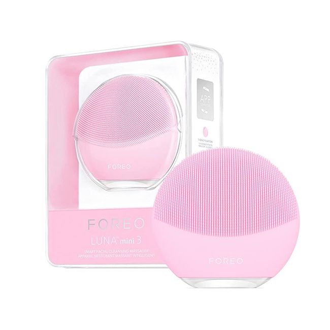 FOREO Luna Mini 3 Silicone Face Cleansing Brush Mint for All Skin Types