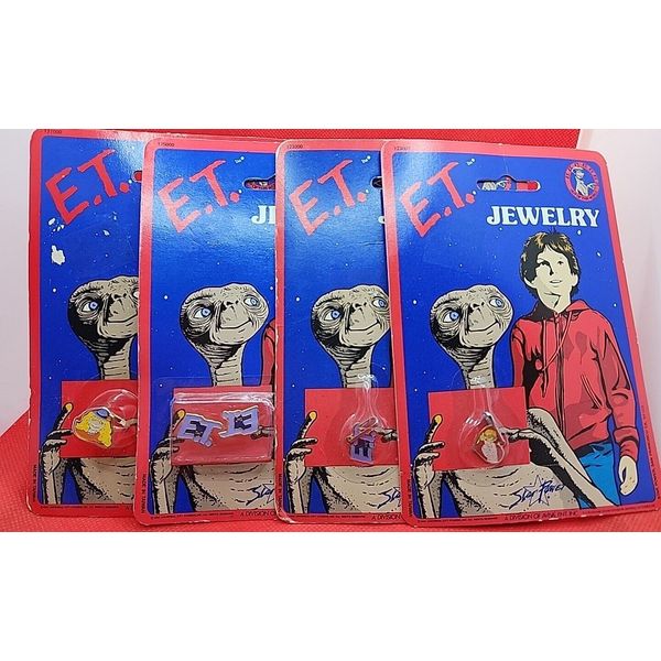 Vintage 1982 E.T. Sealed MIP MOC Enamel Earrings Ring 2 Zipper pulls Star Power