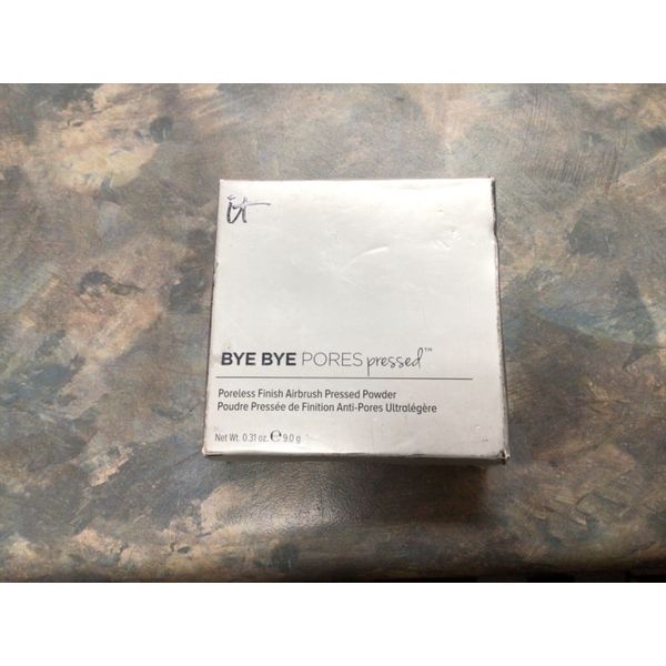 It Cosmetics Bye Bye Pressed Pore Finish Airbrush Pressed Powder Translucent 9g